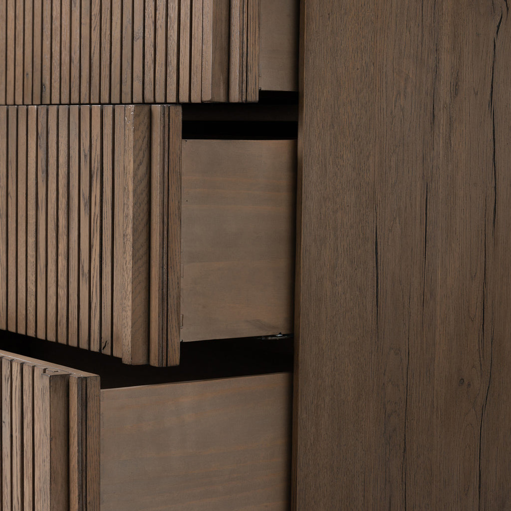 Leo 6 Drawer Dresser